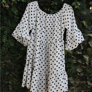 COPY - Polka dot white dress mid sleeves and over the knees length